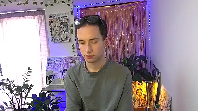 Angel V  online show from 06-18-26, 04:11