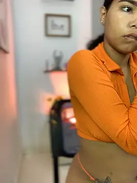 MaddyMichelle  online show from 07-16-26, 12:44