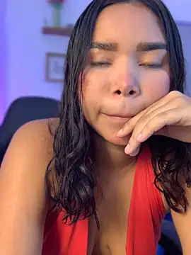 MaddyMichelle  online show from 07-25-26, 07:00