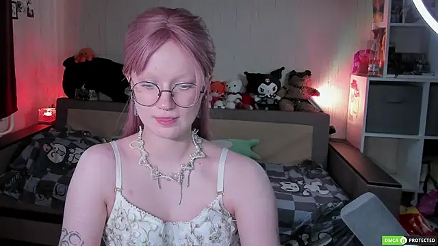 JulietFowler online show from 07-20-26, 10:39