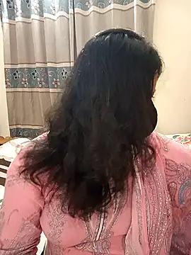 Cute Ishita103 online show from 07-16-26, 01:17