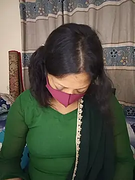 Cute Ishita103 online show from 07-25-26, 01:19