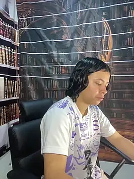 LittleMissEve  online show from 06-24-26, 11:37