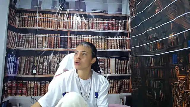 LittleMissEve  online show from 07-14-26, 10:21