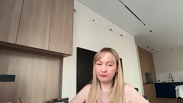 Snapshot of Dorielle chatting on 07-07-26, 01:59 Dorielle online show from 07-07-26, 01:59