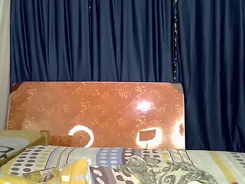 kisskittyX online show from 07-13-26, 06:00