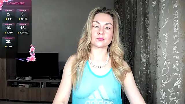 Snapshot of kelly_copperfield chatting on 02-08-25, 03:31 kelly copperfield online show from 02-08-25, 03:31