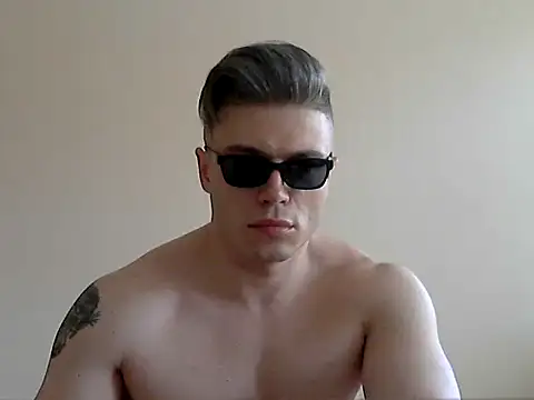 Snapshot of thuglife26 chatting on 07-13-26, 02:09 thuglife26 online show from 07-13-26, 02:09