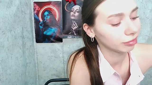 EvaMuur7 online show from 07-02-26, 02:23