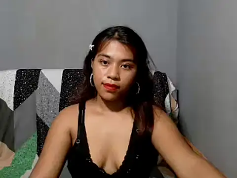 LynsKaye online show from 06-25-26, 05:12