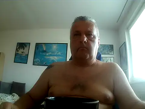 Robert SK1 online show from 06-27-26, 06:40