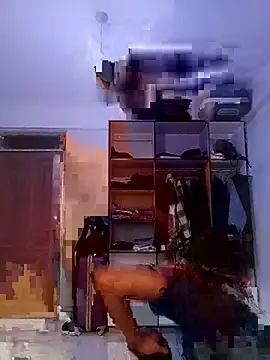 Snapshot of SurXperience chatting on 07-11-26, 03:26 SurXperience online show from 07-11-26, 03:26