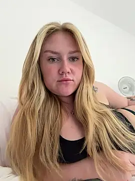 Scarlett-Knight online show from 07-19-26, 04:11