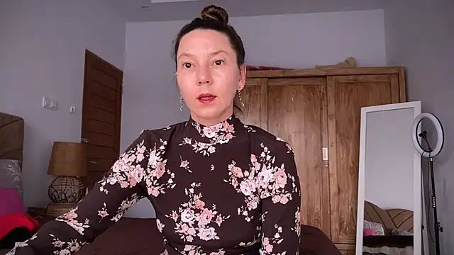 kittycat4you online show from 02-18-25, 06:48