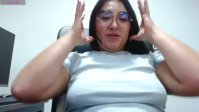 strawcream22 online show from 07-28-26, 07:50