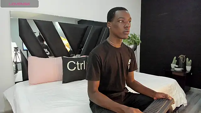 TarekWest online show from 07-18-26, 12:09