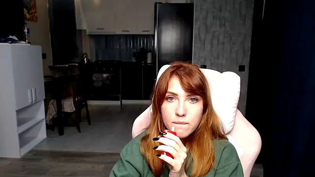 Snapshot of Reginasmilee chatting on 10-08-25, 04:15 Reginasmilee online show from 10-08-25, 04:15