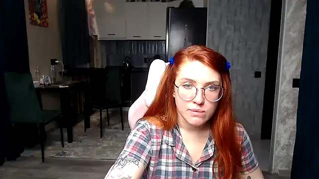 Reginasmilee online show from 03-17-26, 11:46