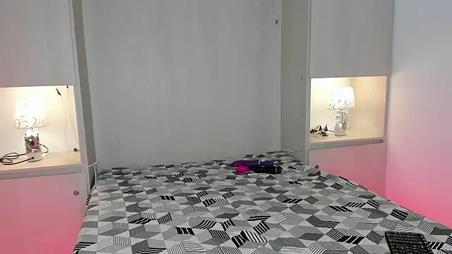 KendallWestt online show from 07-14-26, 11:38