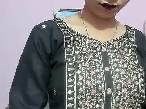 LustyManara online show from 07-17-26, 03:57