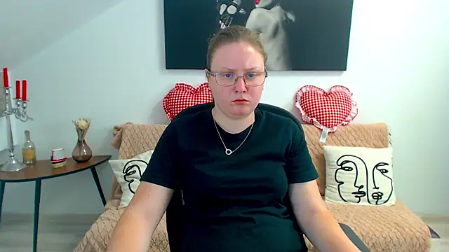 Snapshot of IrenneBates chatting on 06-30-26, 07:42 IrenneBates online show from 06-30-26, 07:42