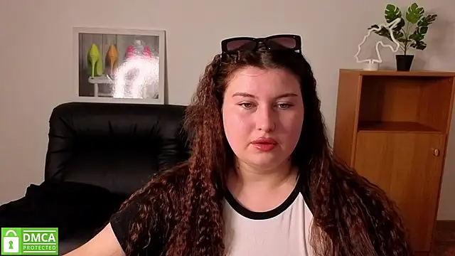 Katina deeplou4 online show from 07-22-26, 05:27