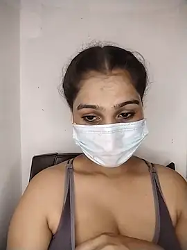 Snapshot of nikita-cam chatting on 07-26-26, 05:42 nikita-cam online show from 07-26-26, 05:42