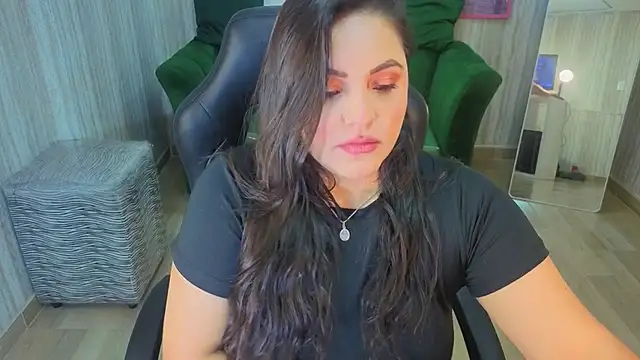 anthonella stone t online show from 07-06-26, 03:03