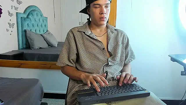 Charlie Latino online show from 07-04-26, 09:10