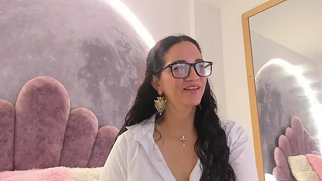 Amarantha Milf online show from 07-05-26, 05:53