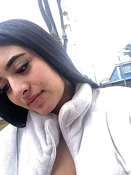 Mia jenner1 online show from 07-19-26, 02:10