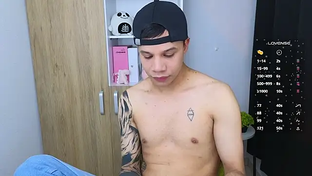 Im Marco  online show from 07-04-26, 03:13