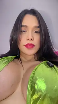 Miss-lyra online show from 06-28-26, 01:11