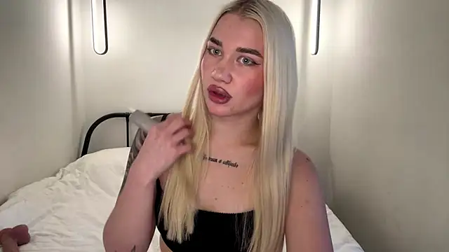 Katie Glow online show from 07-23-26, 06:11
