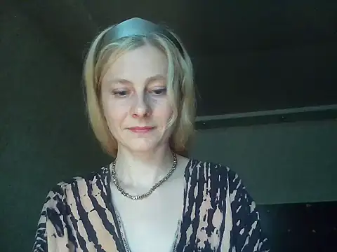 Vexieeka online show from 07-28-26, 07:39