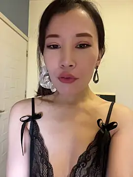 xiaotaotutu103 online show from 07-22-26, 12:02