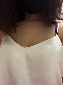 xiaotaotutu103 online show from 07-26-26, 09:27