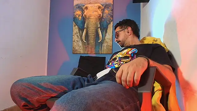 pigbananax online show from 07-06-26, 12:18