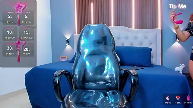 Mikaela petite18 online show from 07-28-26, 03:21