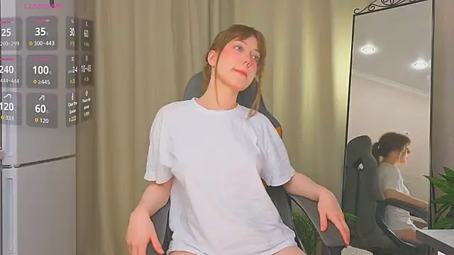 Luci XO online show from 07-23-26, 11:41