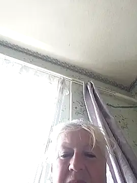EmmaSwan555 online show from 06-25-26, 01:26