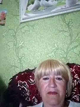 EmmaSwan555 online show from 07-06-26, 11:18