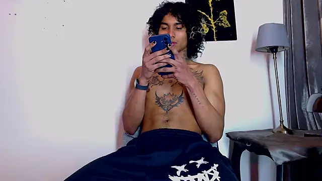 drakee20 online show from 07-08-26, 03:22