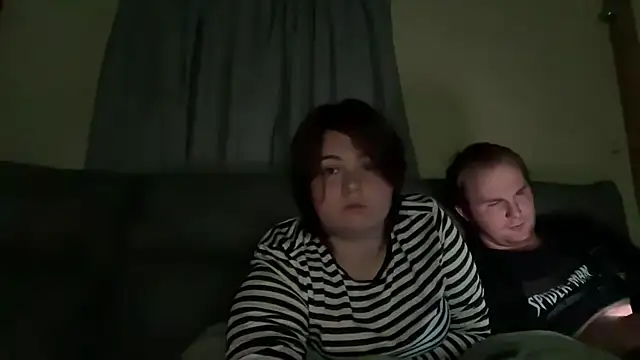 Snapshot of BugsAndDazey chatting on 07-23-26, 02:20 BugsAndDazey online show from 07-23-26, 02:20