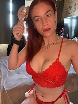 Snapshot of missredxo chatting on 07-29-26, 02:37 missredxo online show from 07-29-26, 02:37
