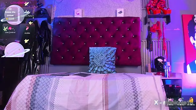 NicoleDiamondss online show from 07-11-26, 11:35