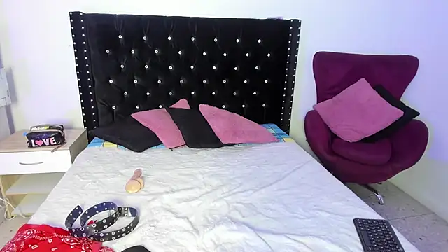 Angel Alba  online show from 07-17-26, 03:24