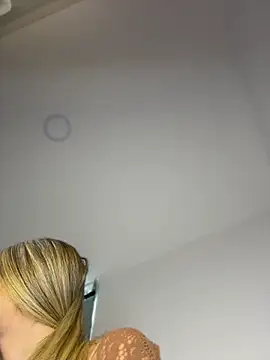 Lola-Blondie online show from 07-14-26, 12:44