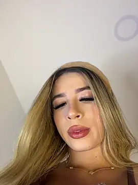 Lola-Blondie online show from 07-24-26, 02:20