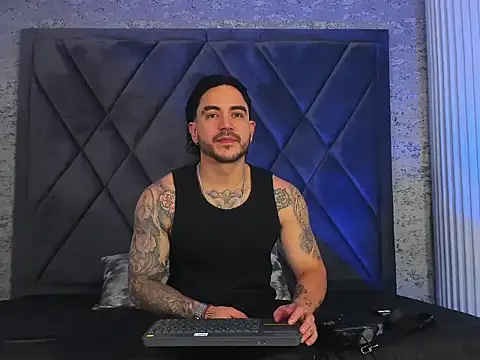 DanteDonovan  online show from 07-24-26, 11:25